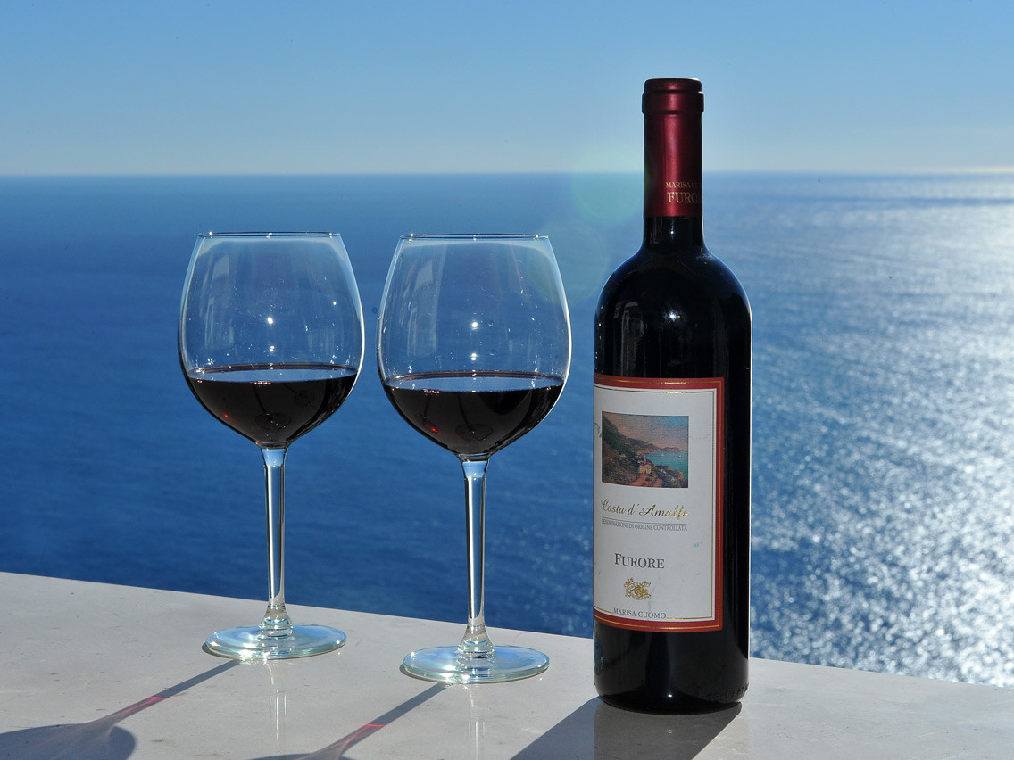 Wine tasting tour Amalfi coast - Red wines tasting with a magnificent sea view